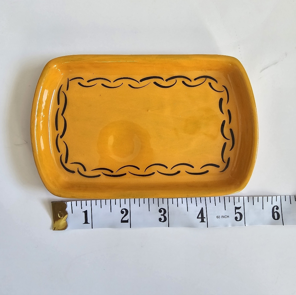 Handmade in Mexico ceramic Yellow Decorative Tray - Picture 5 of 6